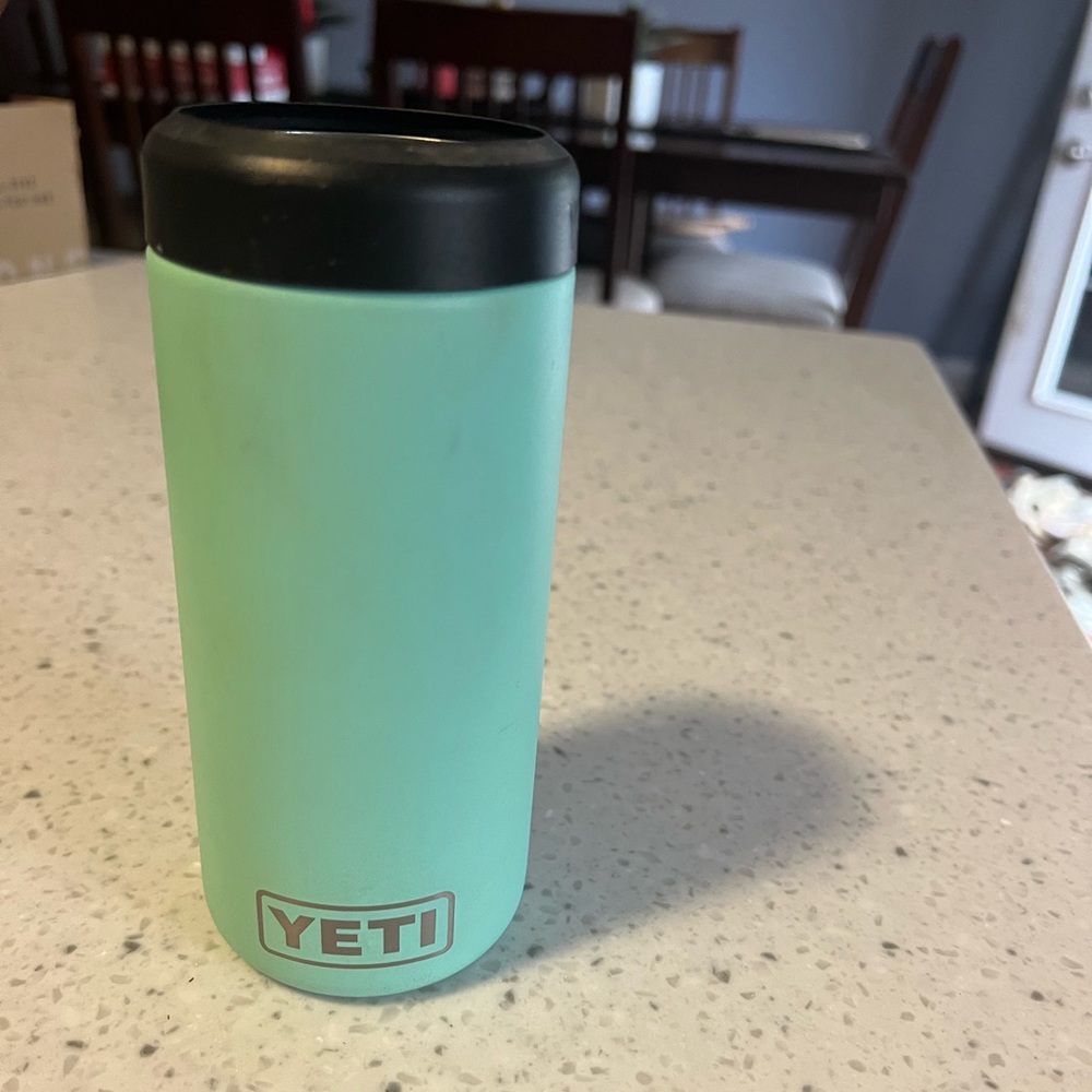 COPY - Yeti slim can coozie